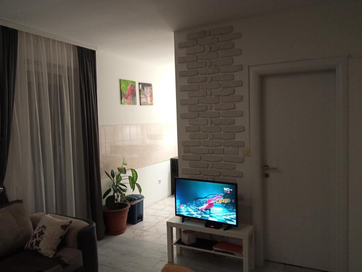 Apartamento Keti 2 Belgrado Exterior foto